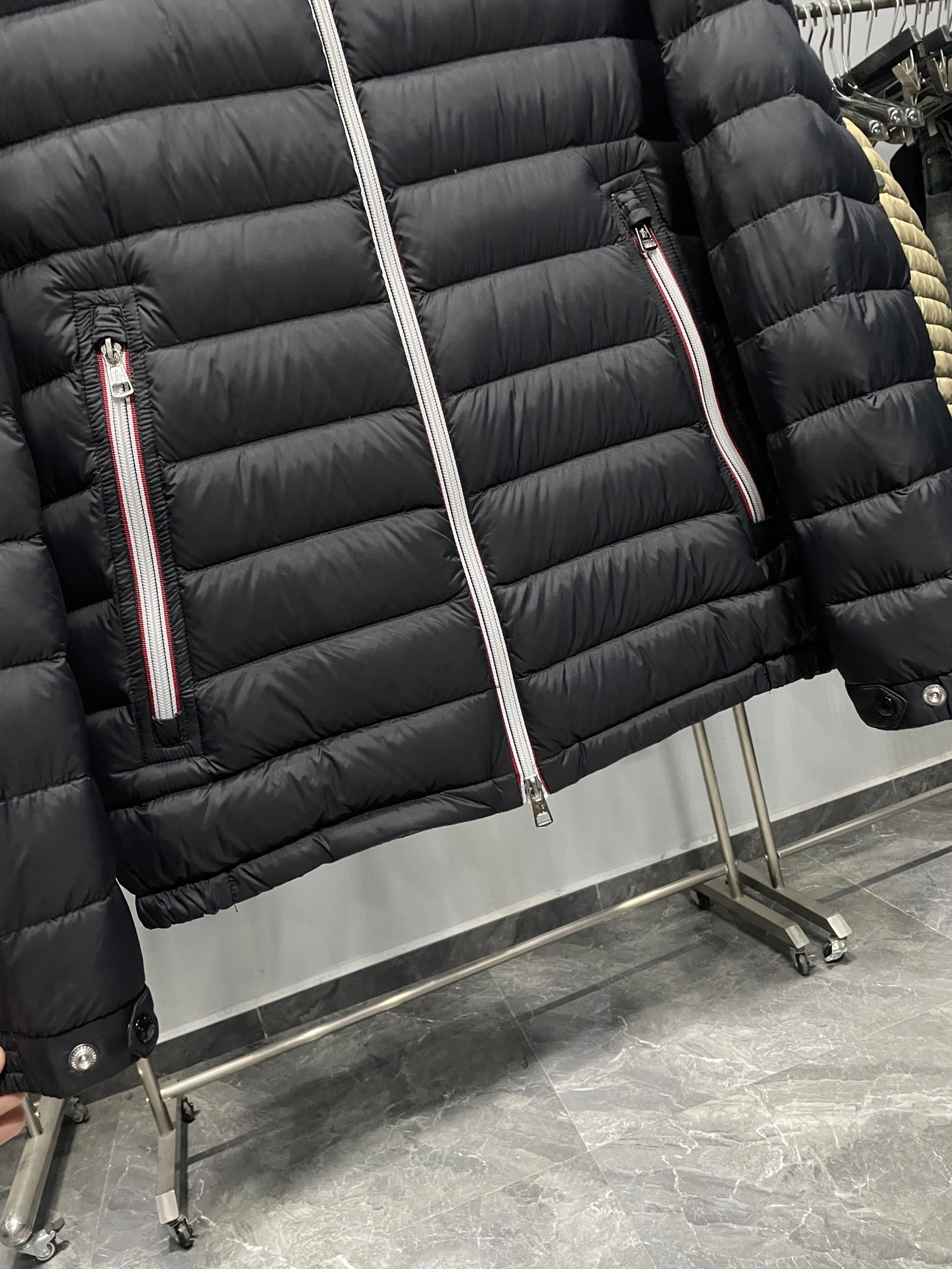 wg.luxury-- 7o9385r Down jacket white duck down nylon 2colour item: E-F000J1308-2